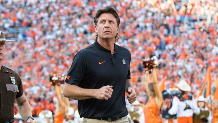 Oklahoma State coach Mike Gundy